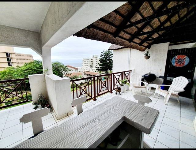 3 BEDROOM FLAT TO LET IN COMPENSATION BEACH